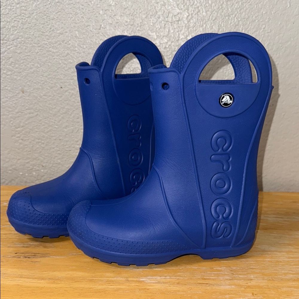 CROCS Kids Navy Blue Rain Boots Size 1